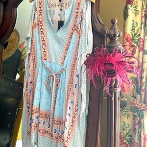 BCBG MAXAZRIA ALEXI short kaftan dress.